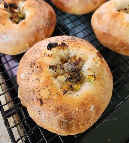Bagel Bialys